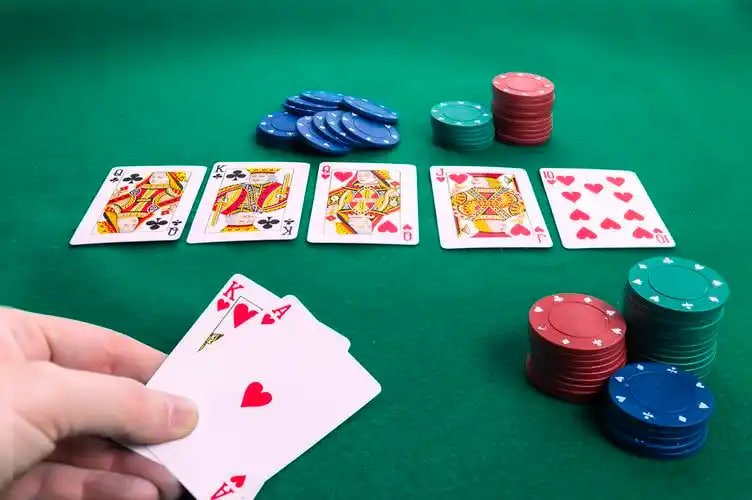 ee9